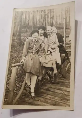 4 Junge Mädchen - 1930