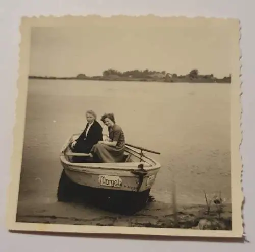 2 Frauen im Boot Margal