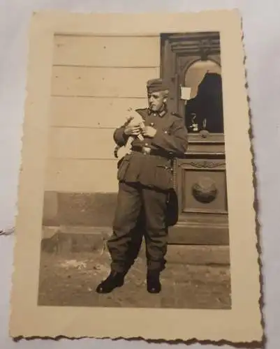Soldat mit Katze