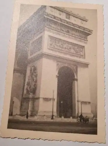 Arc de Triomphe - Paris - 1941