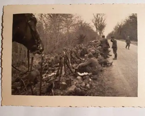 Soldaten bei der Rast - 1941