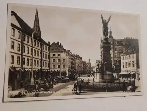 Freiburg i B. - Adolf Hitler Straße mit Siegesdenkmal