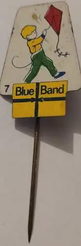 Anstecknadel - Blue Band 7