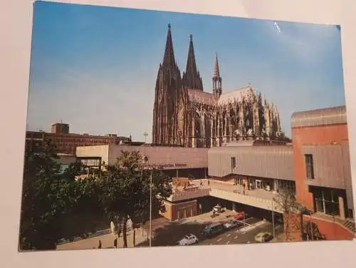 Köln - Dom mit Wallraf Richartz Museum