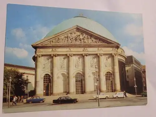 Berlin - St Hedwigs Kathedrale