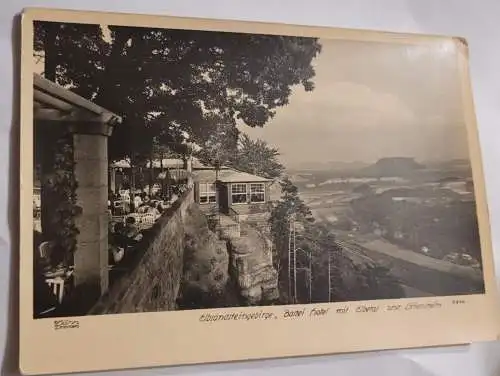 Elbsandsteingebirge - Bastei Hotel mit Elbetal und Glienstein