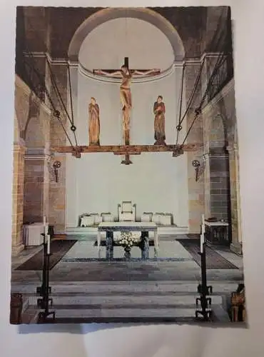 Benediktiner Abtei - Kreuzigungsgruppe mit Hochaltar