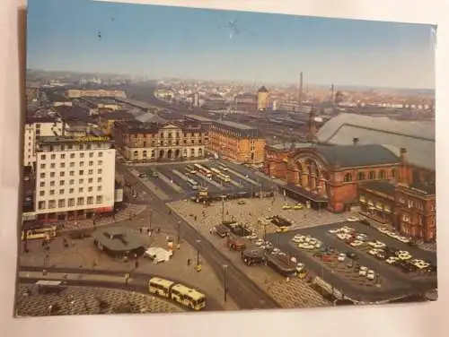 Bremen - Hauptbahnhof und Bahnhoffs-Vorplatz