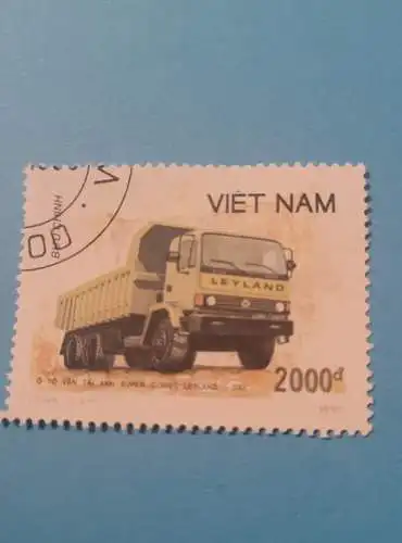 Vietnam - 2000 d - Leyland