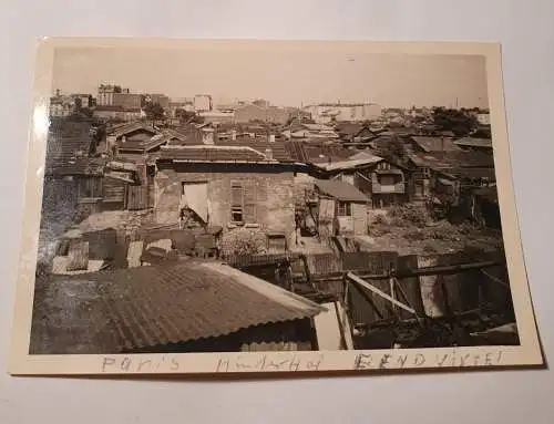 Paris - Elendsviertel 1941