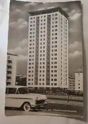 Wien - Hochhaus am Matzleinsdorferplatz