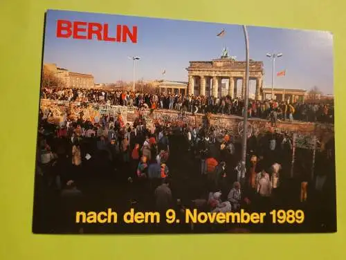 Berlin - Brandenburger Tor nach dem 9 November 1989