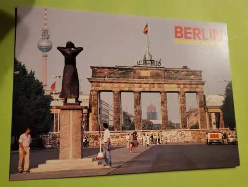 Berlin - Brandenburger Tor mit Mauer (2)