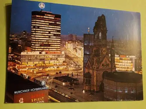 Berlin - Europa Center und Kaiser Wilhelm Gedächtniskirche