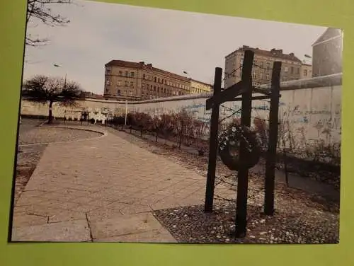 Berlin - Die Mauer - Bernauer Straße