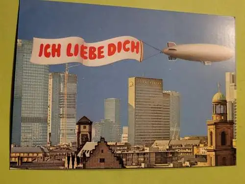 Zeppelin mit Schrift Ich Liebe Dich