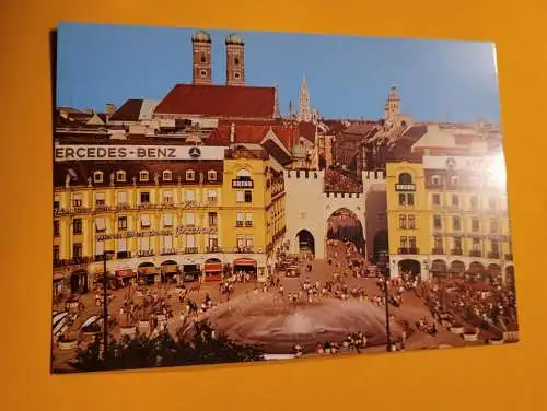 München - Stachusbrunnen und Blick über Innenstadt