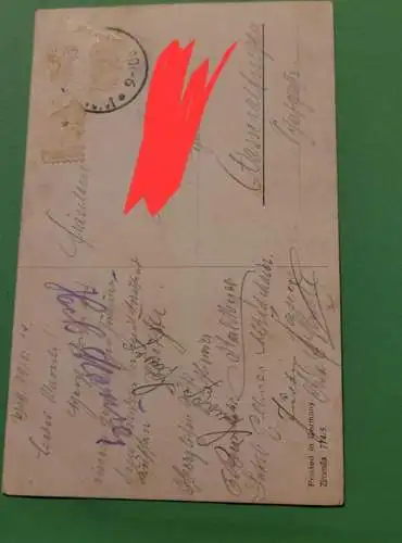 Junges Mädchen mit Blumen