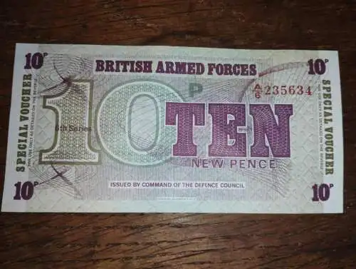 Grossbritannien - 10 New Pence British Armed Forces