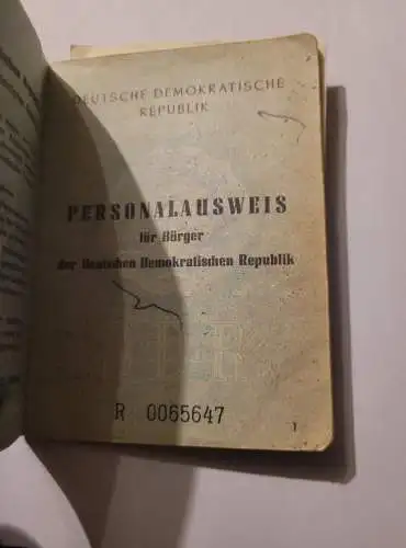 DDR - Alter Personalausweis 1979