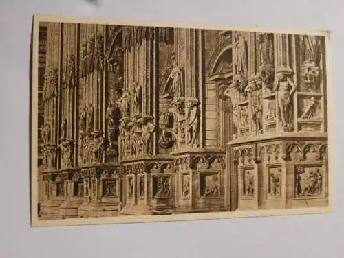 Milano - Il Duomo - Zona inferiore della Facciata