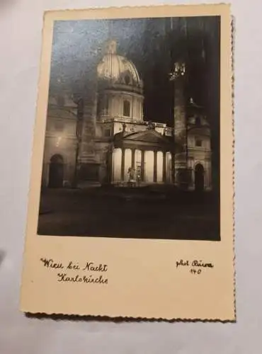 Wien - bei Nacht - Karlokirche
