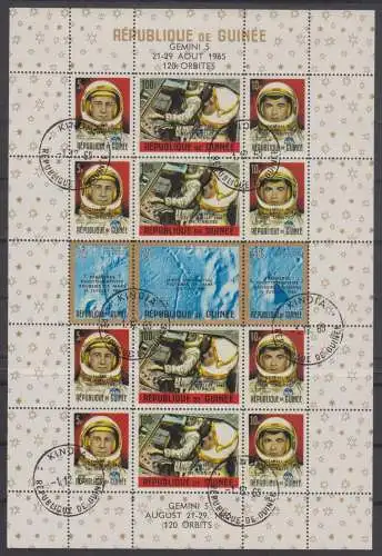Guinea  Nr 330 - 338 (Block 11 A) Rundstempel (Datum und/oder Ort klar)