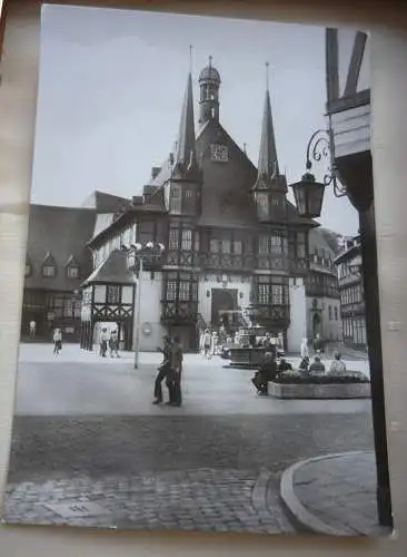 [Echtfotokarte schwarz/weiß] Wernigerode (Harz) - Rathaus. 