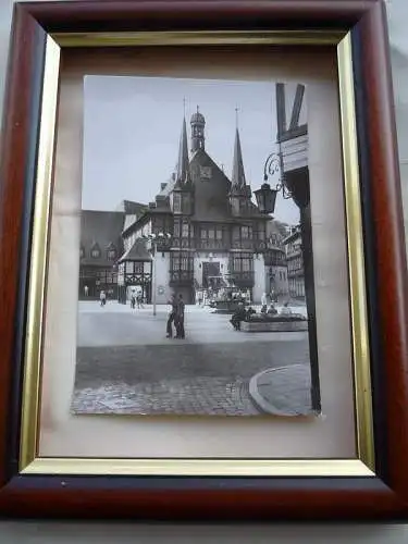 [Echtfotokarte schwarz/weiß] Wernigerode (Harz) - Rathaus. 