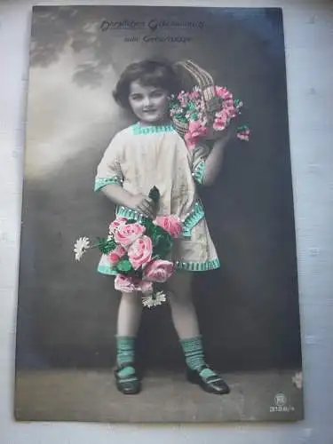 [Echtfotokarte farbig] AK Geburtstag Mädchen im Kleid mit Blumenstrauß und Blumenkorb, Herzlichen Glückwunsch zum Geburtstage, RPH 3158/4, Karte ist beschriftet, Briefmarke Dt. Reich Nr. 85 5 Pfennig. 