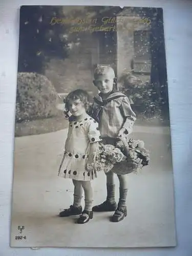 [Echtfotokarte farbig] AK Geburtstag Kinderpaar Junge und Mädchen mit Blumenkorb, Herzlichen Glückwunsch zum Geburtstage, BBJ 282-6, Karte ist beschriftet, Briefmarke Dt. Reich Nr. 85 5 Pfennig. 