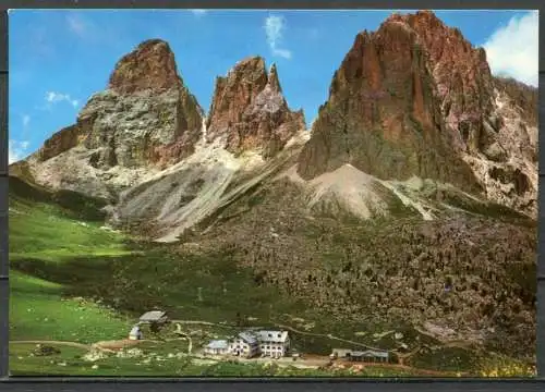 (4437) Dolomiten - Sellapaß 2240 m mit Langkofelgruppe 3178 m - n. gel.