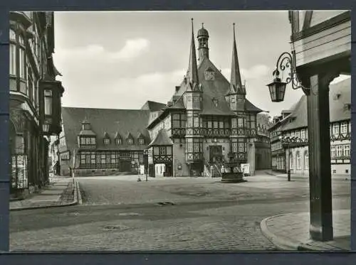 (03953) Wernigerode / Rathaus - Echt Foto s/w - DDR - n. gel.