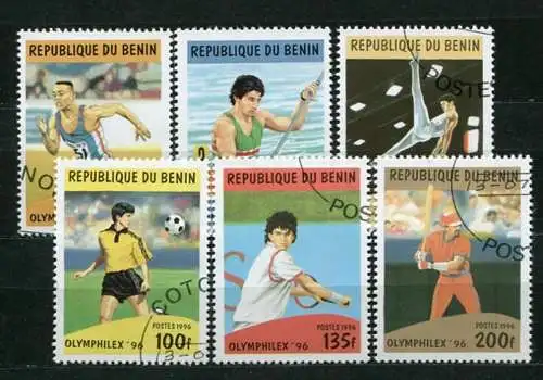 (006) Benin  Nr.817/22       O  gestempelt