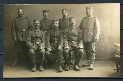 (03627) Soldaten in Uniformen - s/w -  n. gel.