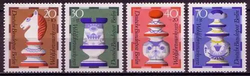 Berlin West Nr.435/8        **  mint        (250)