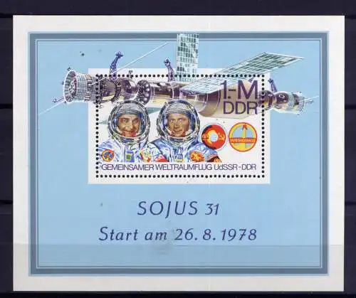 (26927)  DDR Nr.2363 Block 53     **  postfrisch