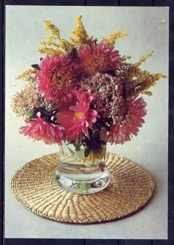 (5883) Blumenstrauß in Vase  unbeschrieben DDR