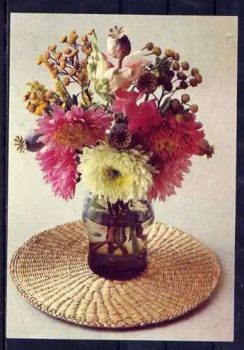 (5884) Blumenstrauß in Vase  unbeschrieben DDR