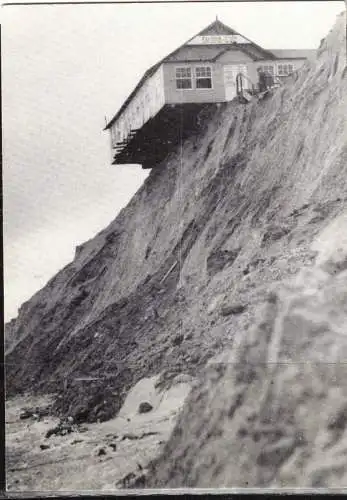 [Echtfotokarte schwarz/weiß] 27 * SYLT * DIE WENNINGSTEDTER STRANDHALLE * NACH DER STURMFLUT 1928 **!!. 