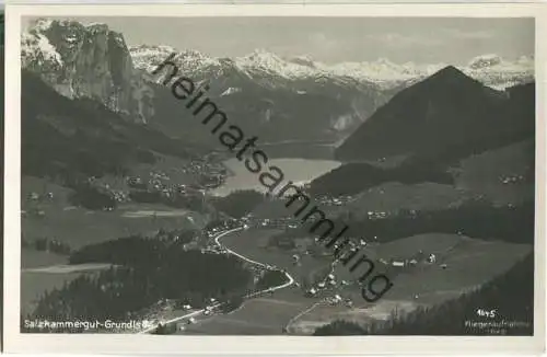 Grundlsee - Fliegeraufnahme - Foto-Ansichtskarte - Österreichische Luftbild-Industrie Bad Ischl