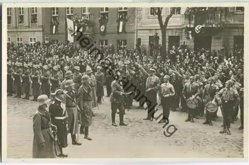 Staatsakt in Potsdam - Reichspräsident von Hindenburg schreitet die Front ab - Foto-Ansichtskarte - Verlag NPG 1385