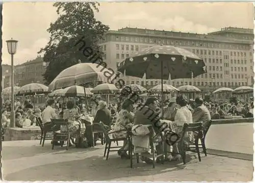 Berlin - Stalinallee - Garten des Cafe Warschau - Foto-Ansichtskarte - VEB Volkskunstverlag Reichenbach