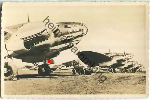 Heinkel Kampfflugzeug He 111 - Verlag Gebr. Metz Tübingen