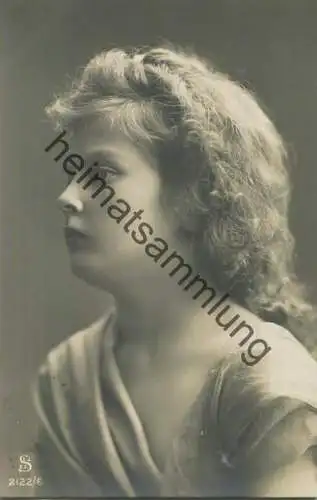 Mädchen-Porträt gel. 1908