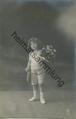 Herzlichen Glückwunsch zum Namenstage - kleiner Junge mit Blumenstrauss - Verlag K Juno B 553/1 gel. 1914