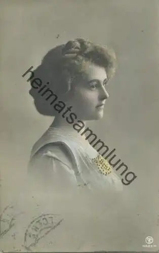 Junge Frau - Verlag PMB 4637/4 - coloriert gel. 1910