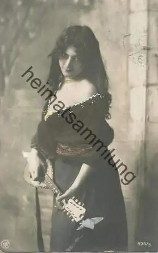Junge Frau mit Laute - Verlag NPG 895/5 - coloriert gel. 1909