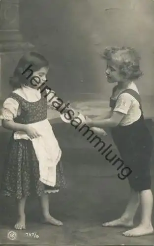 Kinder - Mädchen und Junge mit Zuckertüte - Foto-AK - Verlag NPG 747/6 gel. 1908