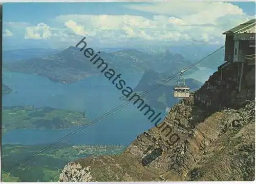 Pilatus-Luftseilbahn mit Blick auf den Vierwaldstättersee - Verlag Globetrotter GmbH Luzern